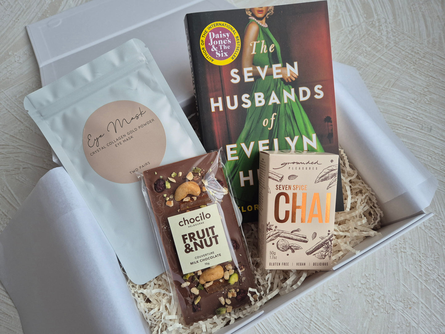 READ AND RECHARGE - Pamper, Book, Thinking of you, Thank You, Get Well Gift Hamper