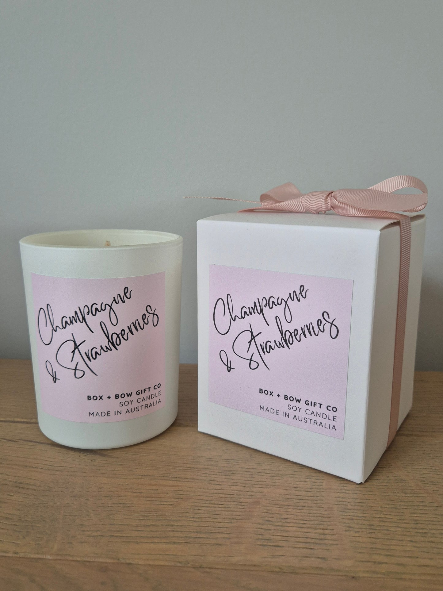 Add-on Soy Candle - Champagne & Strawberries