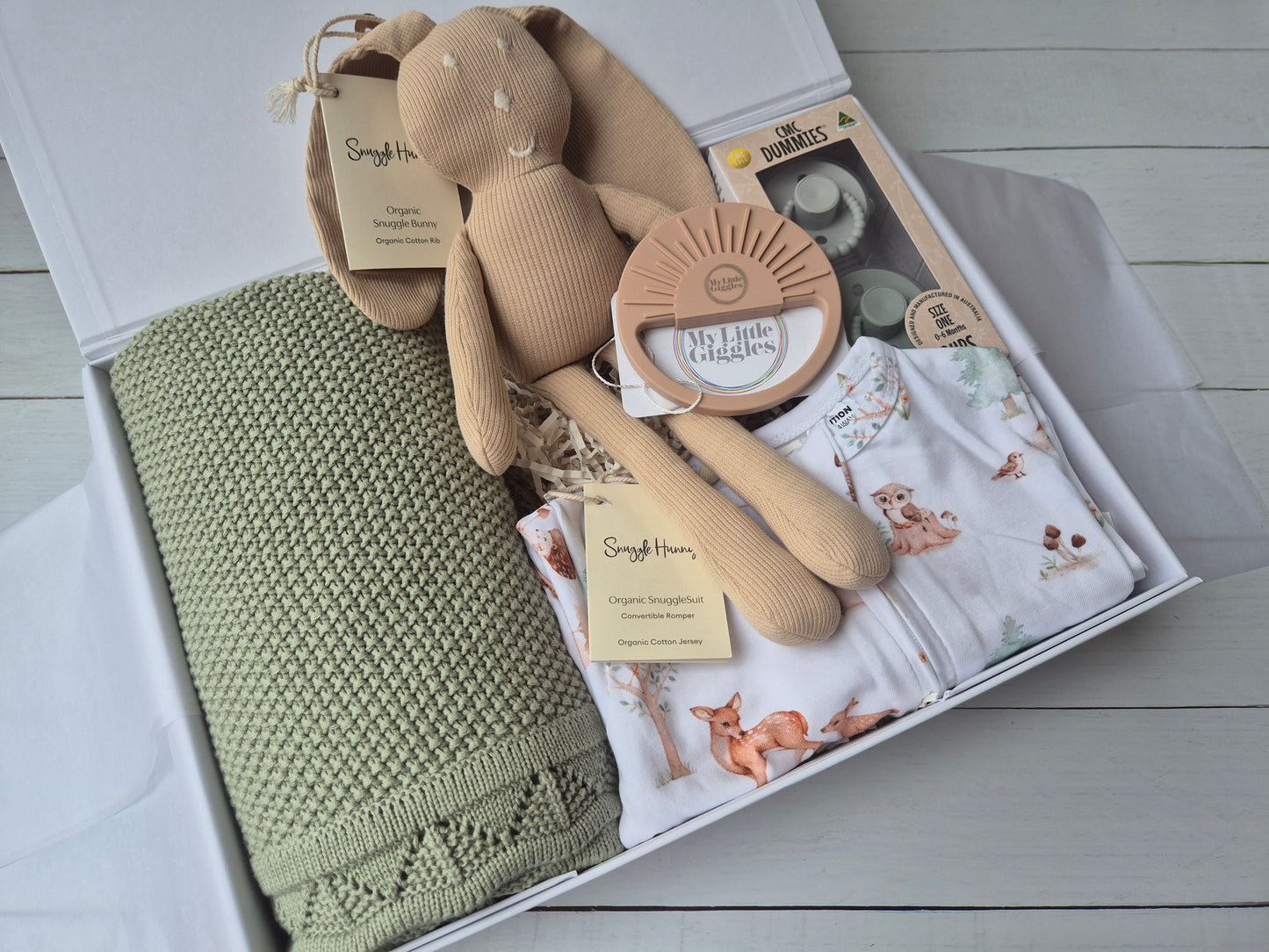 SAGE SNUGGLES- Unisex Baby Gift Hamper