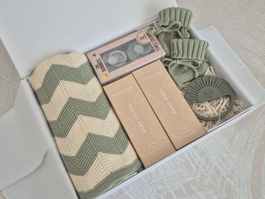 Unisex Baby Gift Hamper - SNUGGLE & SOOTHE SAGE