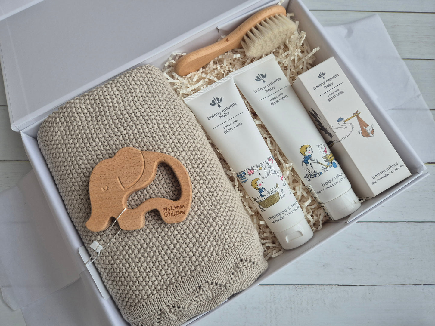 BABY ESSENTIALS GREY - Unisex baby gift hamper