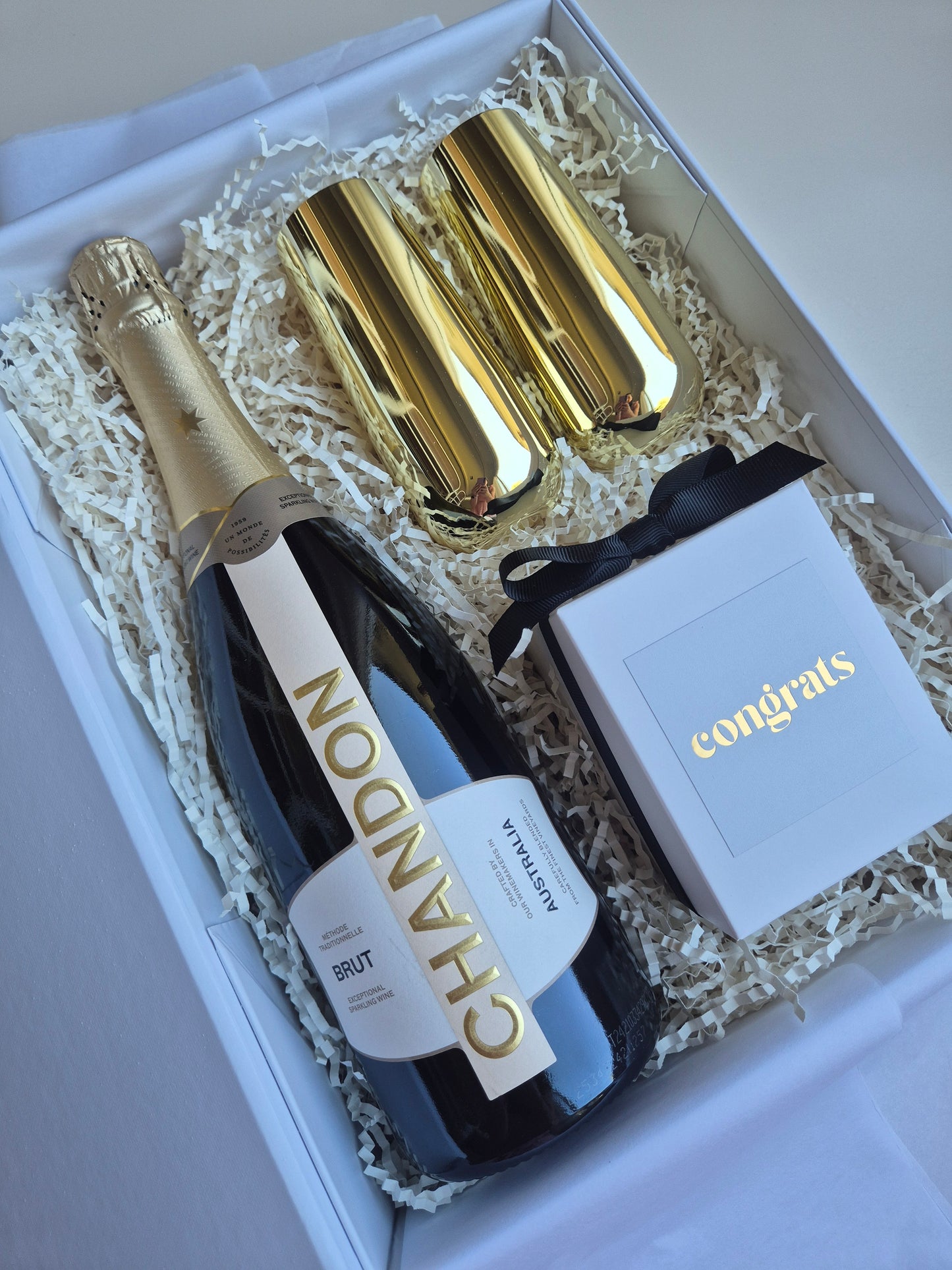 GOLDEN MOMENTS - Congratulations Deluxe Gift Hamper